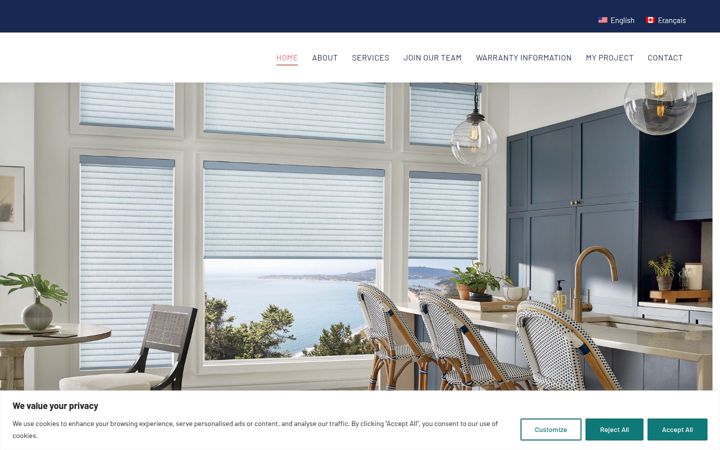 Screenshot of customdecorators.com