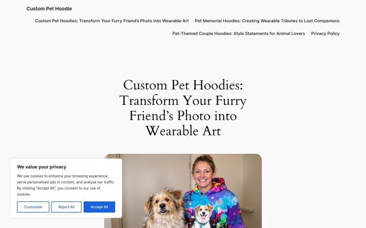 Screenshot of custompethoodie.com