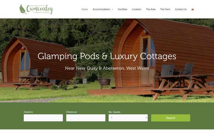 Screenshot of cwmcoedogcottages.co.uk