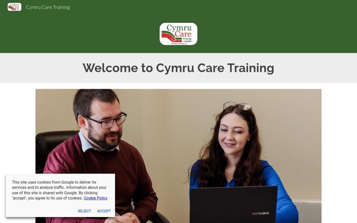 Screenshot of cymrucaretraining.com