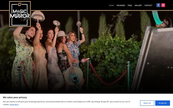 Screenshot of cyprusmirrorbooth.com