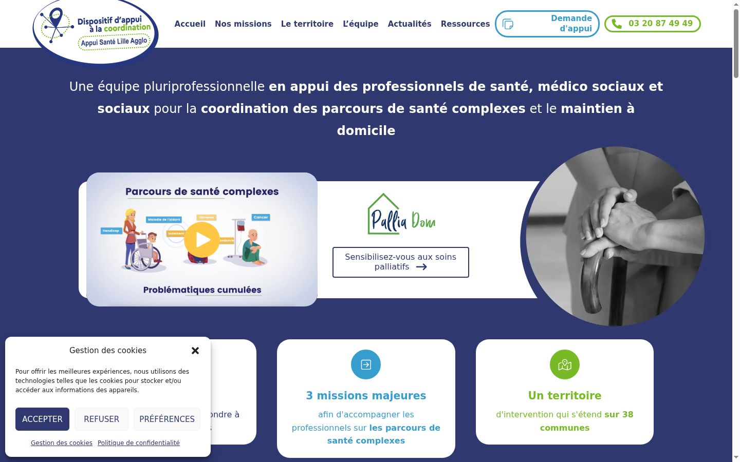 Captura de ecrã do banner de consentimento apresentado antes de qualquer interação