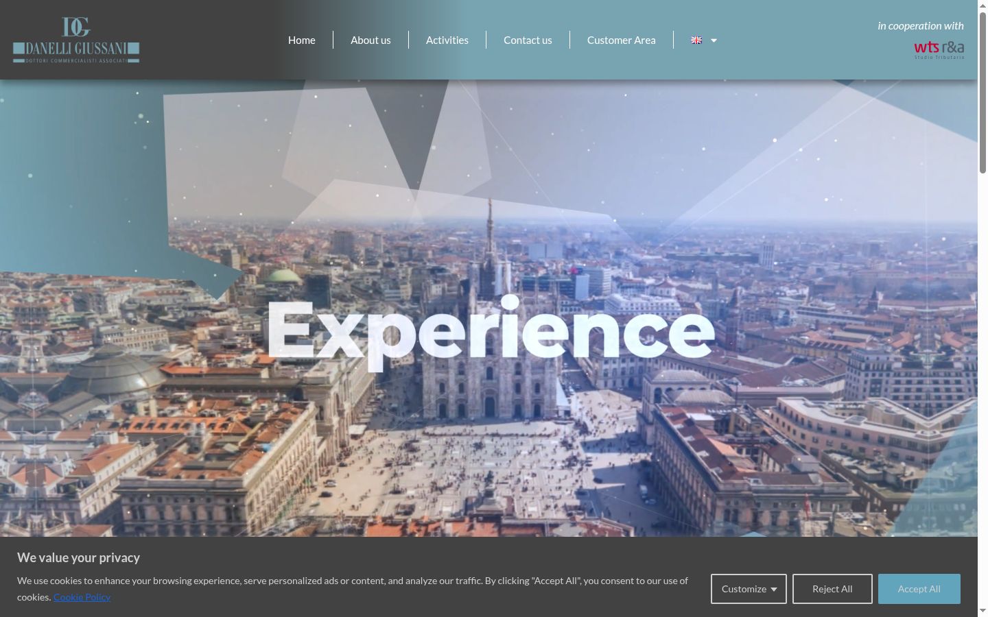 Screenshot of the consent banner shown before any interaction
