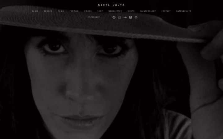 Screenshot of daniakoenig.de