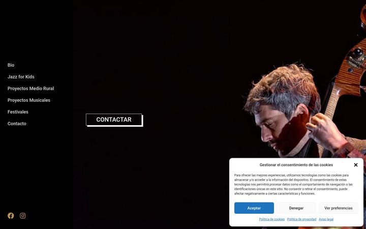 Screenshot of daniescolano.com