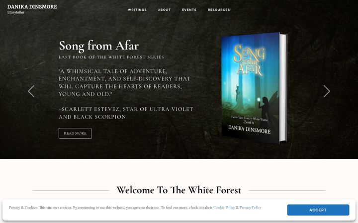 Screenshot of danikadinsmore.com