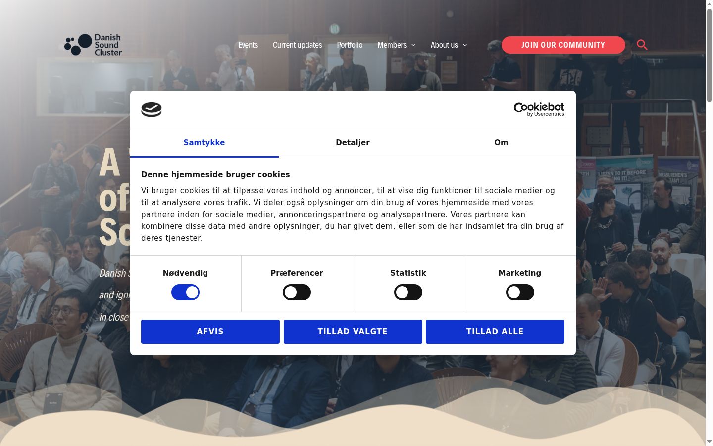 Snímek obrazovky baneru souhlasu zobrazeného před jakoukoli interakcí
