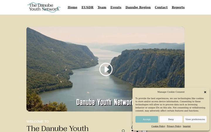 Screenshot of danubeyouth.eu