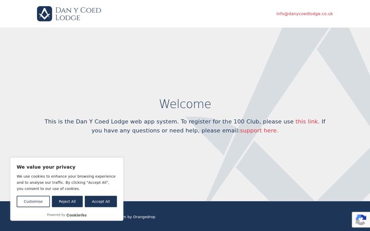 Screenshot of danycoedlodge.co.uk