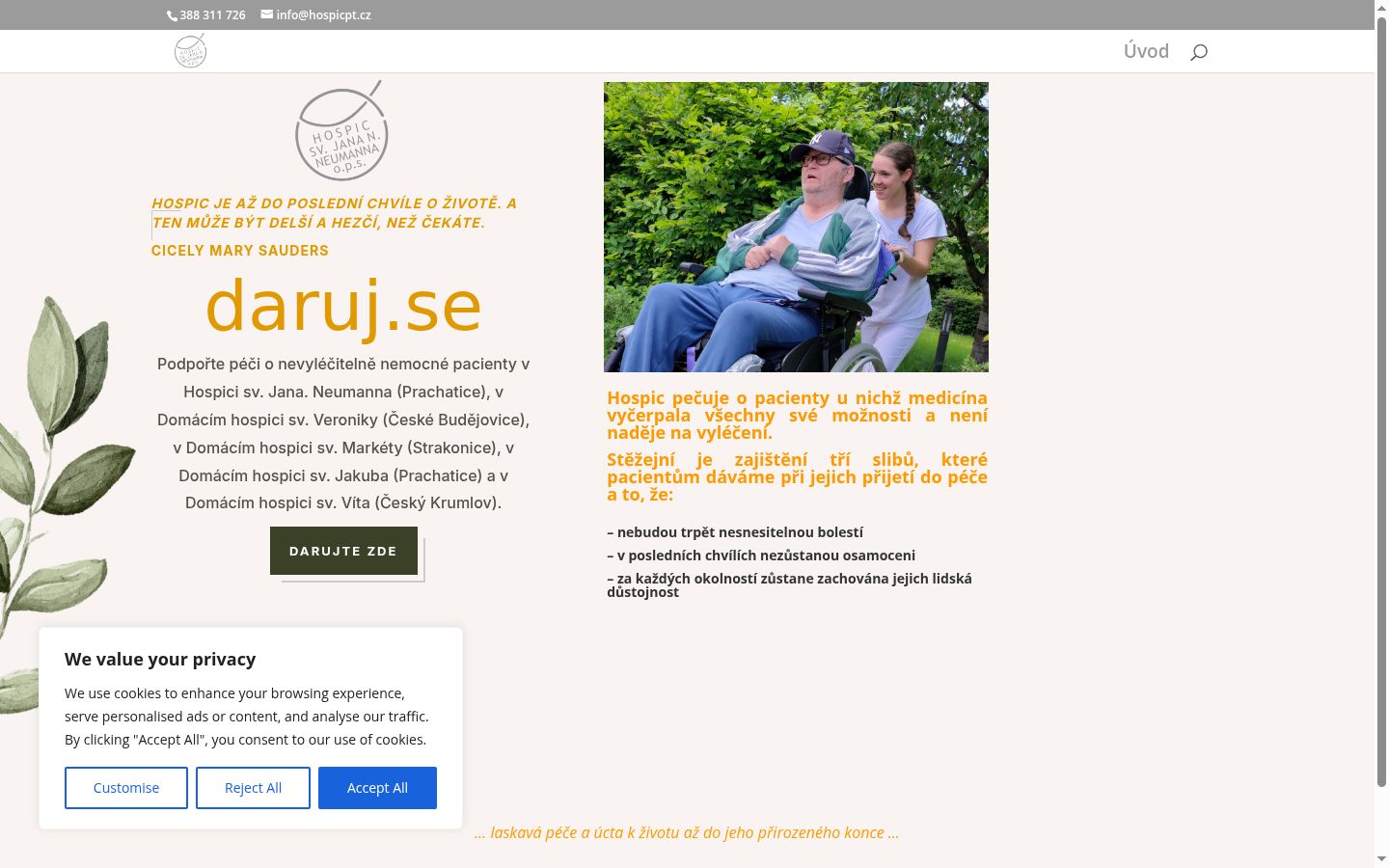 Snímek obrazovky baneru souhlasu zobrazeného před jakoukoli interakcí