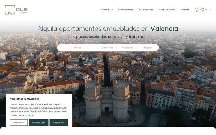 Screenshot of dashalivingspace.com