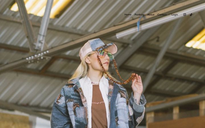 Screenshot of dati.clothing
