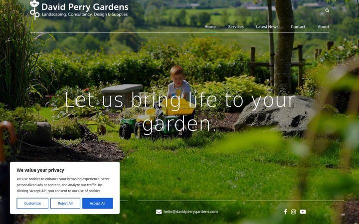 Screenshot of davidperrygardens.com