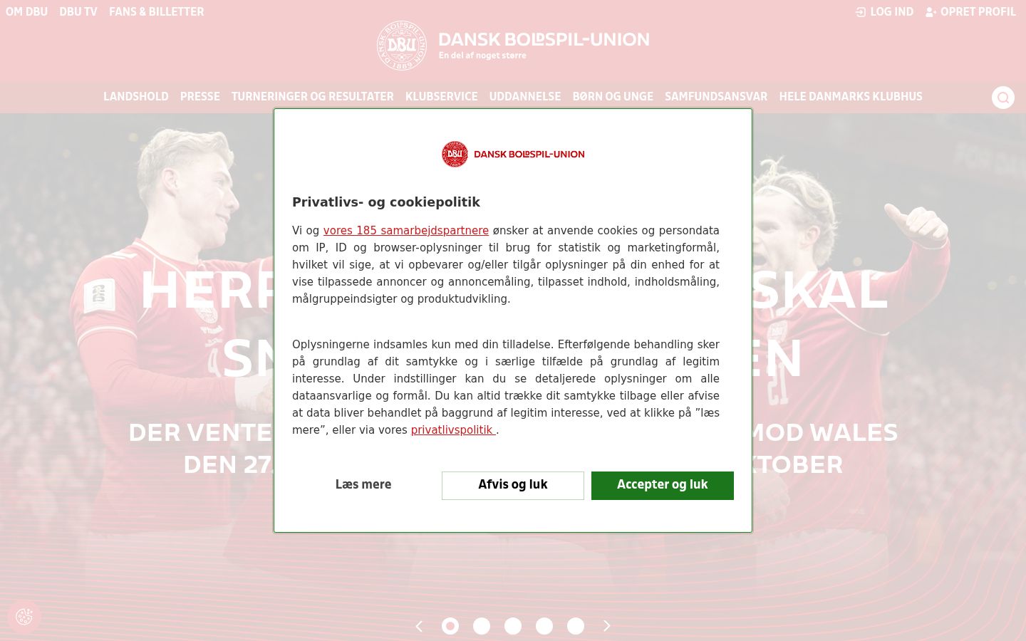 Képernyőkép a bármilyen interakció előtt megjelenő hozzájárulási bannerről