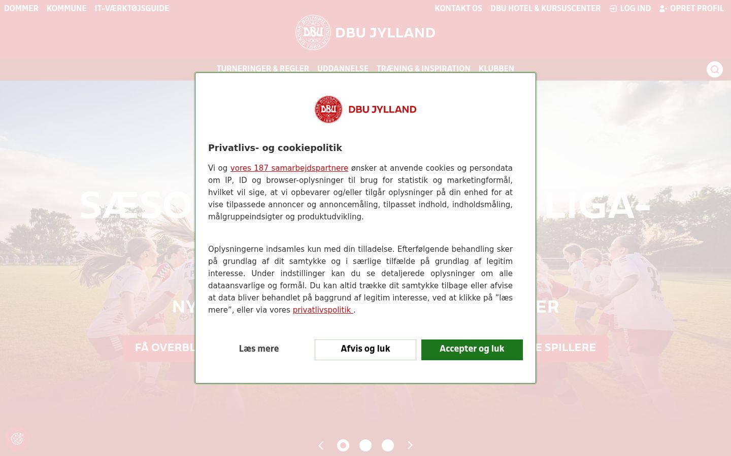 Képernyőkép a bármilyen interakció előtt megjelenő hozzájárulási bannerről