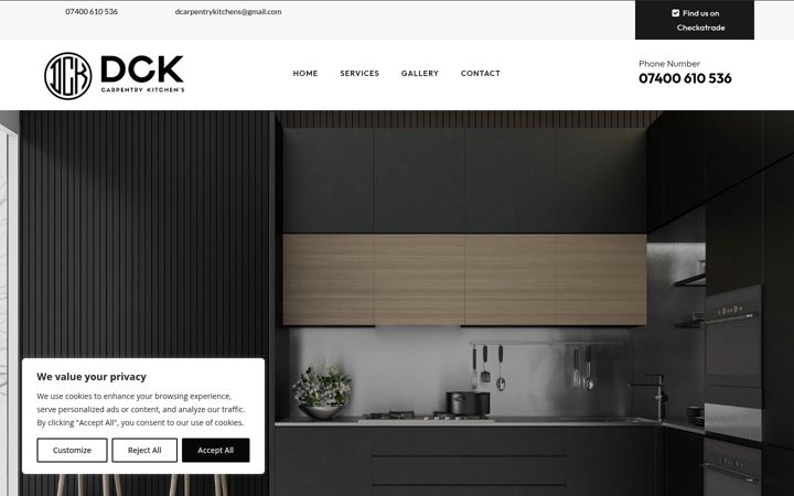 Snimka zaslona za dcarpentrykitchens.co.uk