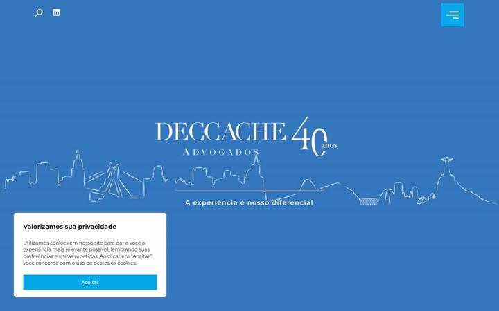 Screenshot stránky deccache.com.br