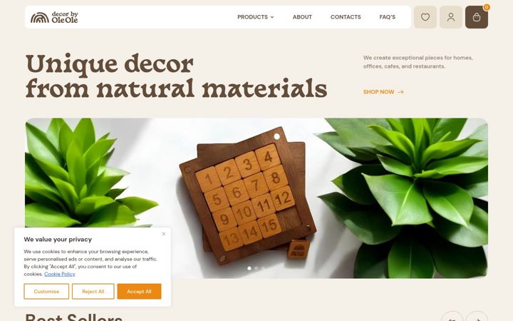 Screenshot of decorbyoleole.com