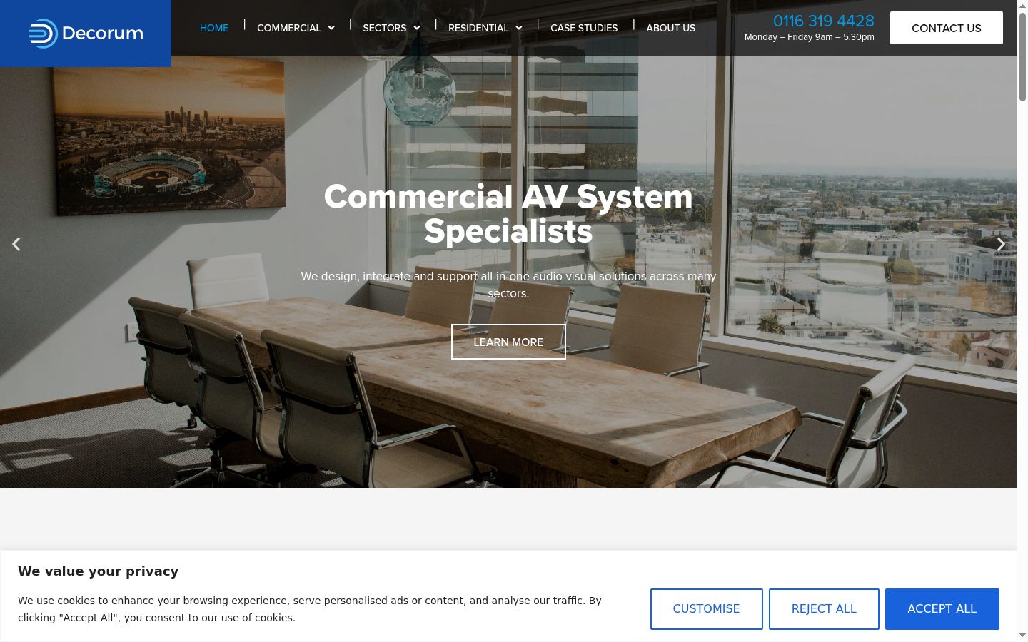 Screenshot of the consent banner shown before any interaction