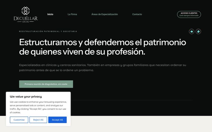 Screenshot of decuellar.com