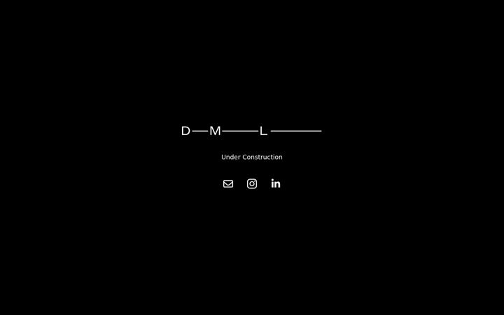 Screenshot of delmonacolorenzoni.com
