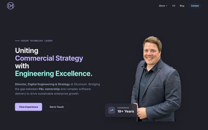 Screenshot of dennismende.com