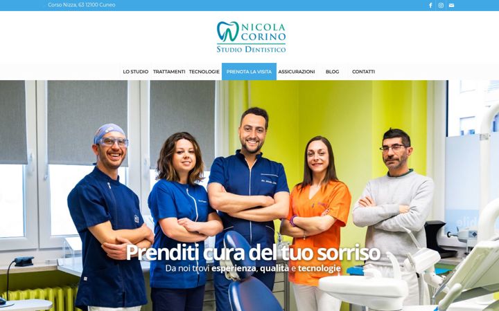 Skärmbild av dentistacorino.it