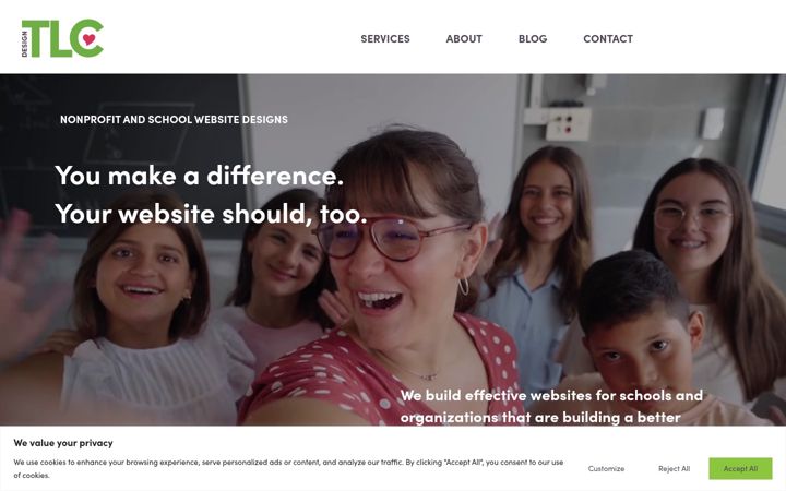 Screenshot of designtlc.com