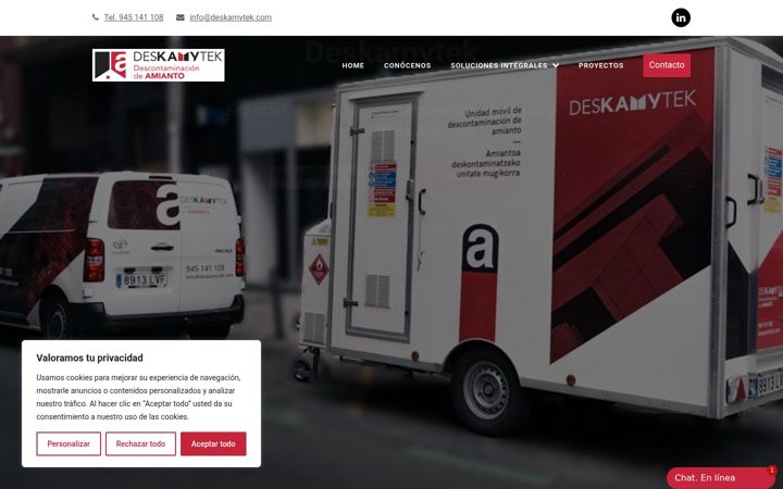 Screenshot of deskamytek.com