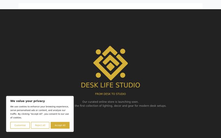 Screenshot of desklifestudio.com