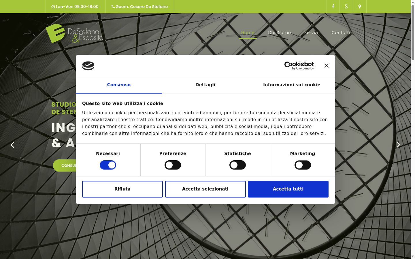 Captură de ecran a bannerului de consimțământ afișat înainte de orice interacțiune
