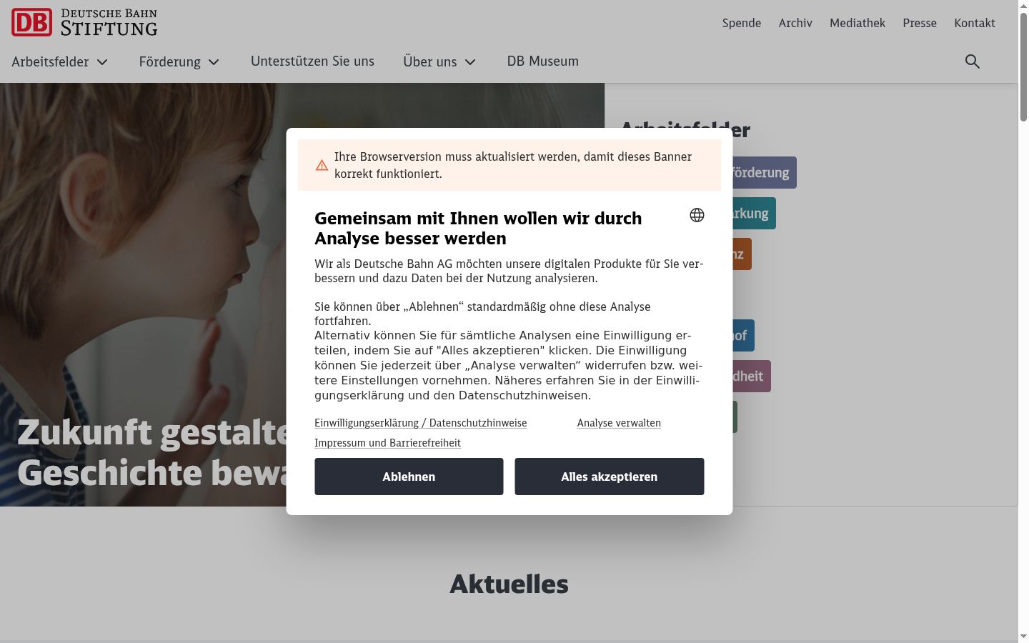 Screenshot of the consent banner shown before any interaction