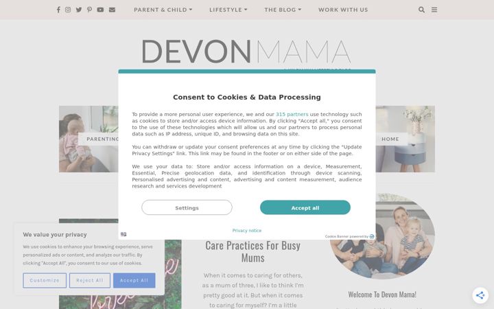 Screenshot of devonmama.com