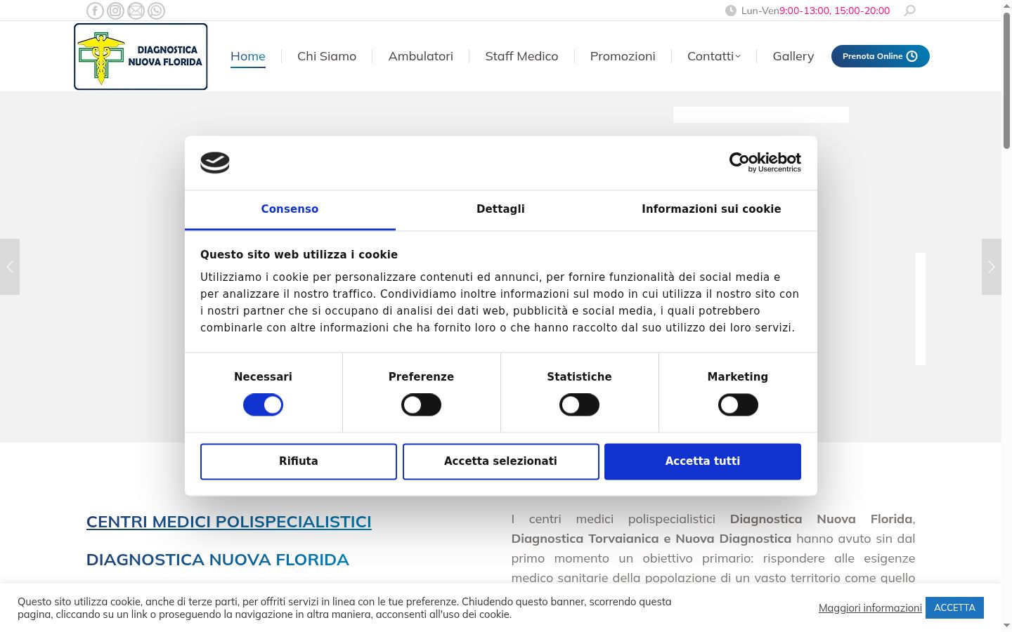 Captură de ecran a bannerului de consimțământ afișat înainte de orice interacțiune