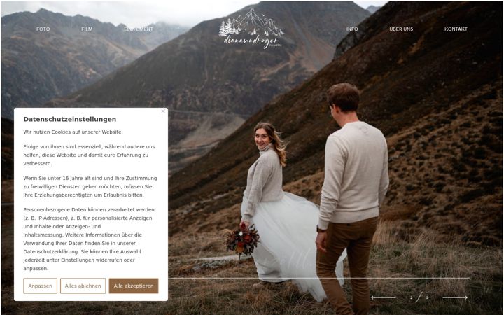 Screenshot of dianaundroger.com