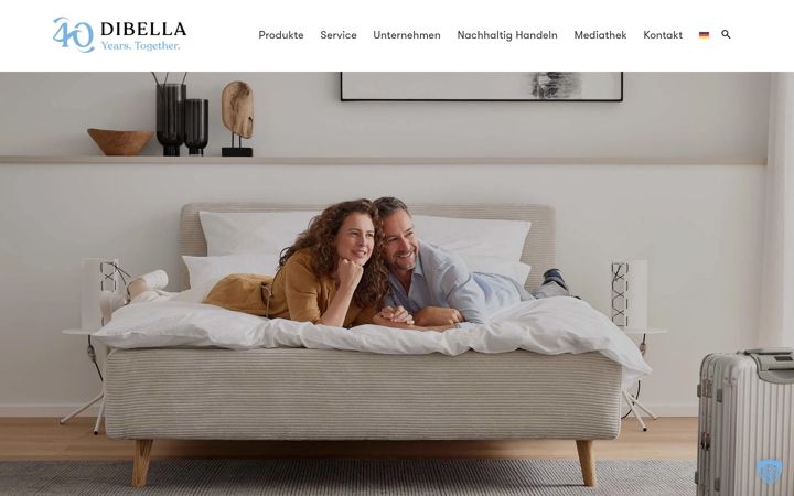 Screenshot of dibellatextiles.com