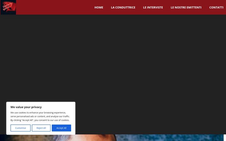 Screenshot of dietrolequintetv.com