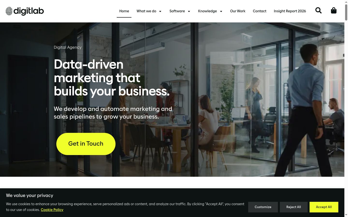 Screenshot of the consent banner shown before any interaction