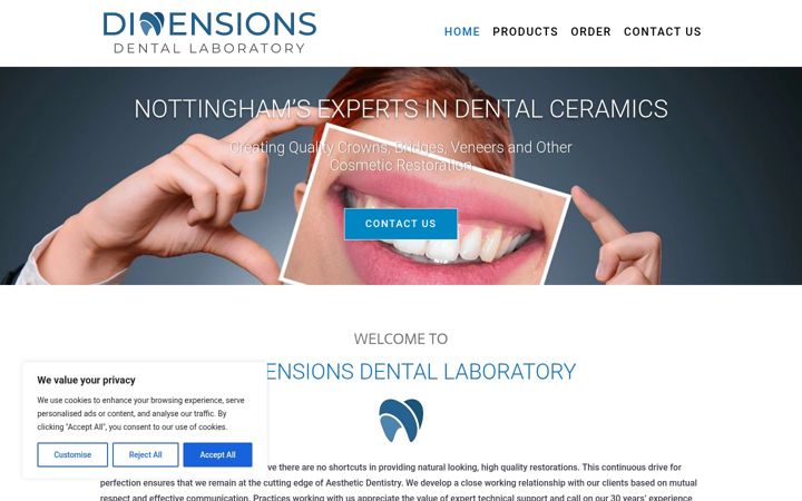 Skärmbild av dimensionsdentallab.co.uk