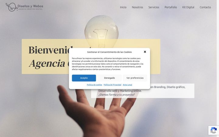 Ekrānuzņēmums no disenosywebos.es