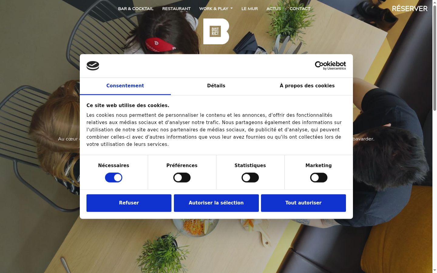 Captura de ecrã do banner de consentimento apresentado antes de qualquer interação