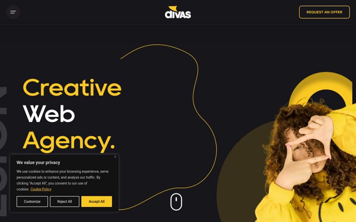 Screenshot of divasagency.com