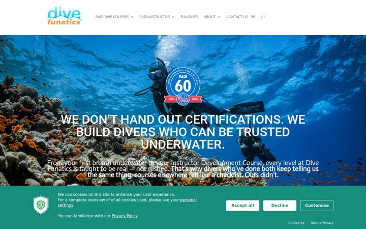 Screenshot of divefunatics.com