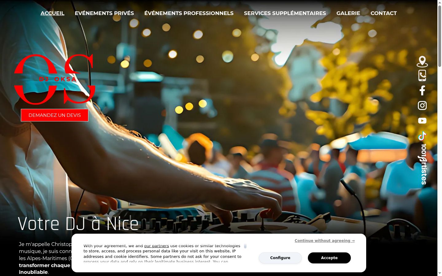 Screenshot of the consent banner shown before any interaction