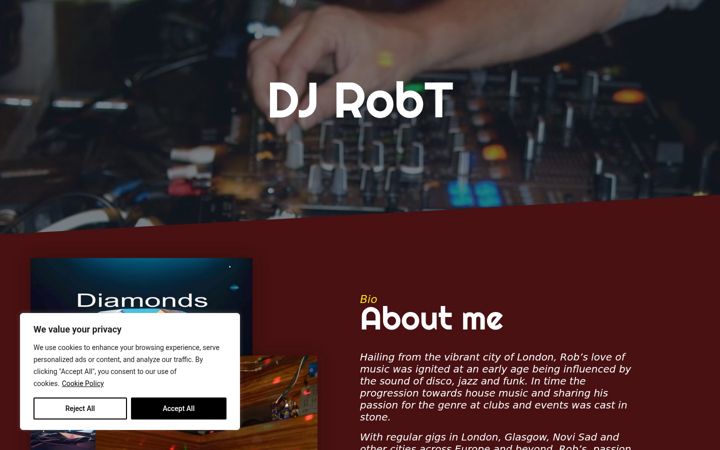 Screenshot of djrobt.com