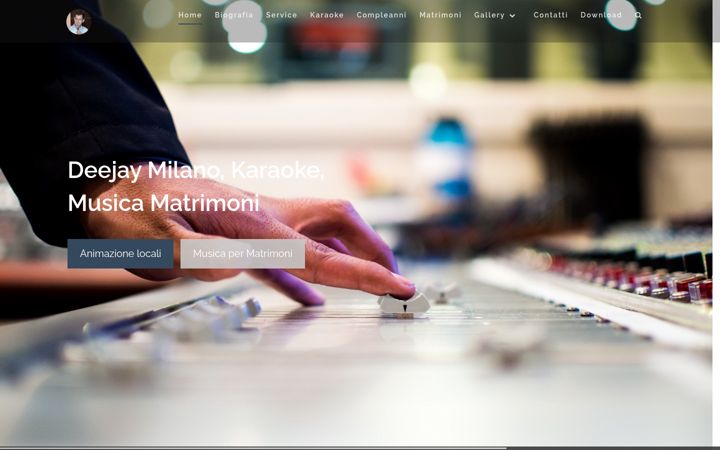 Screenshot of djschicchi.it