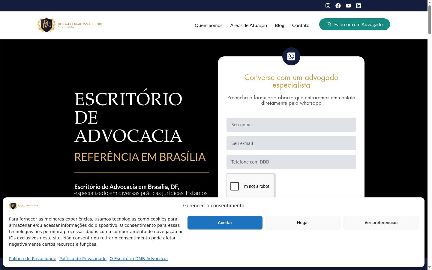 Screenshot of the consent banner shown before any interaction