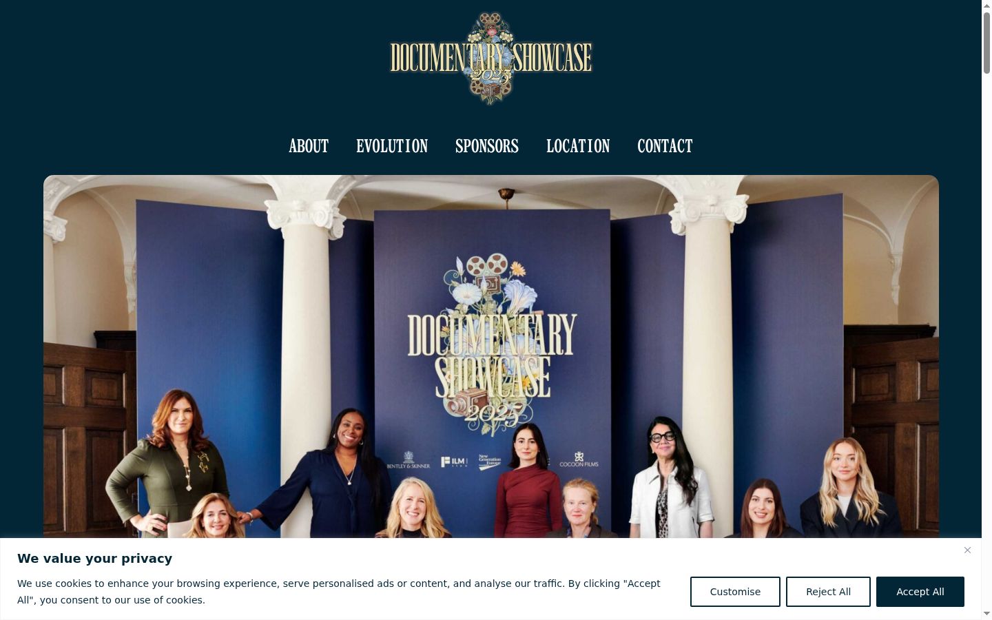 Screenshot of the consent banner shown before any interaction