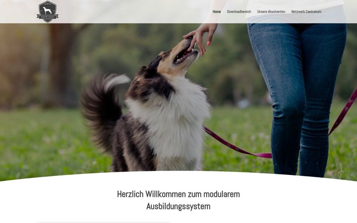 Screenshot of dogs-life-academy.com
