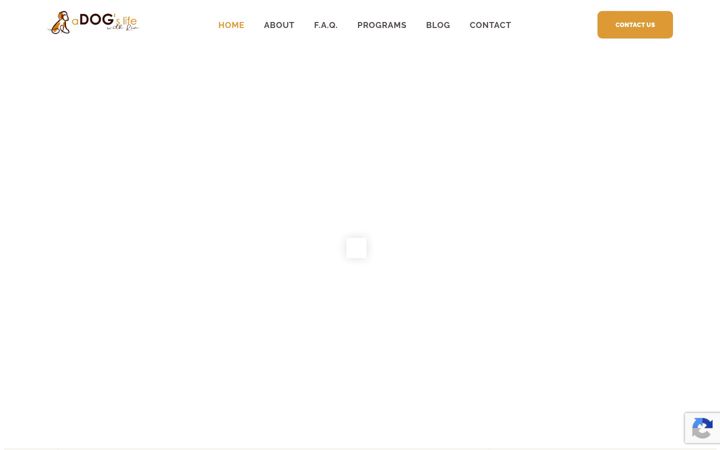 Screenshot of dogswithlia.com